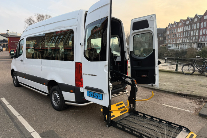 Rolstoeltaxi Den Haag